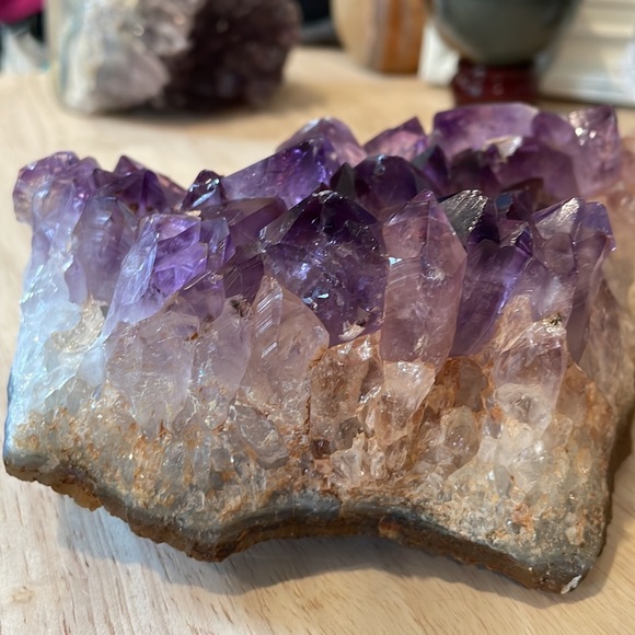 Beautiful Amethyst Cluster from Uruguay over 2 pounds- Reiki- Meditation- Decor - Picture 6 of 8